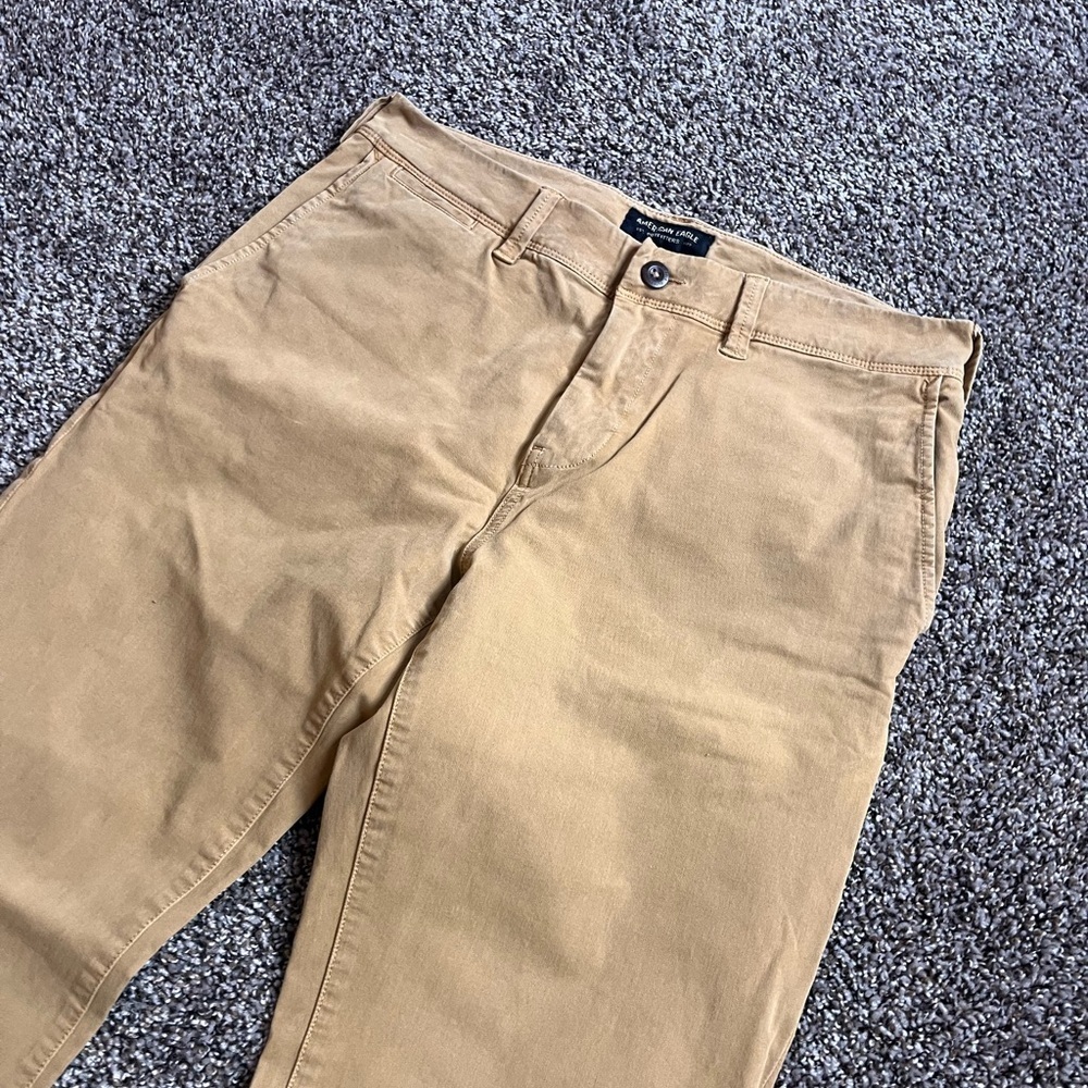 American Eagle Extreme Flex Khaki Chinos - Picture 5 of 10